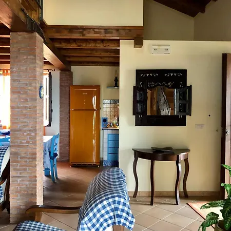 La Casa Nel Vigneto Holiday home San Marco d'Alunzio